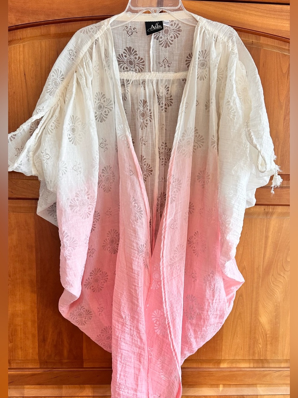 AsIs Los Angeles Coccoon Wrap in Cream & Pink with Ivory trim embellishment. OS